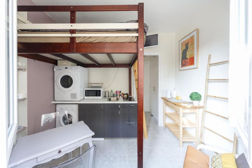 Sacre Petit Studio In The Coeur Of Montmartre Paris Exterior photo